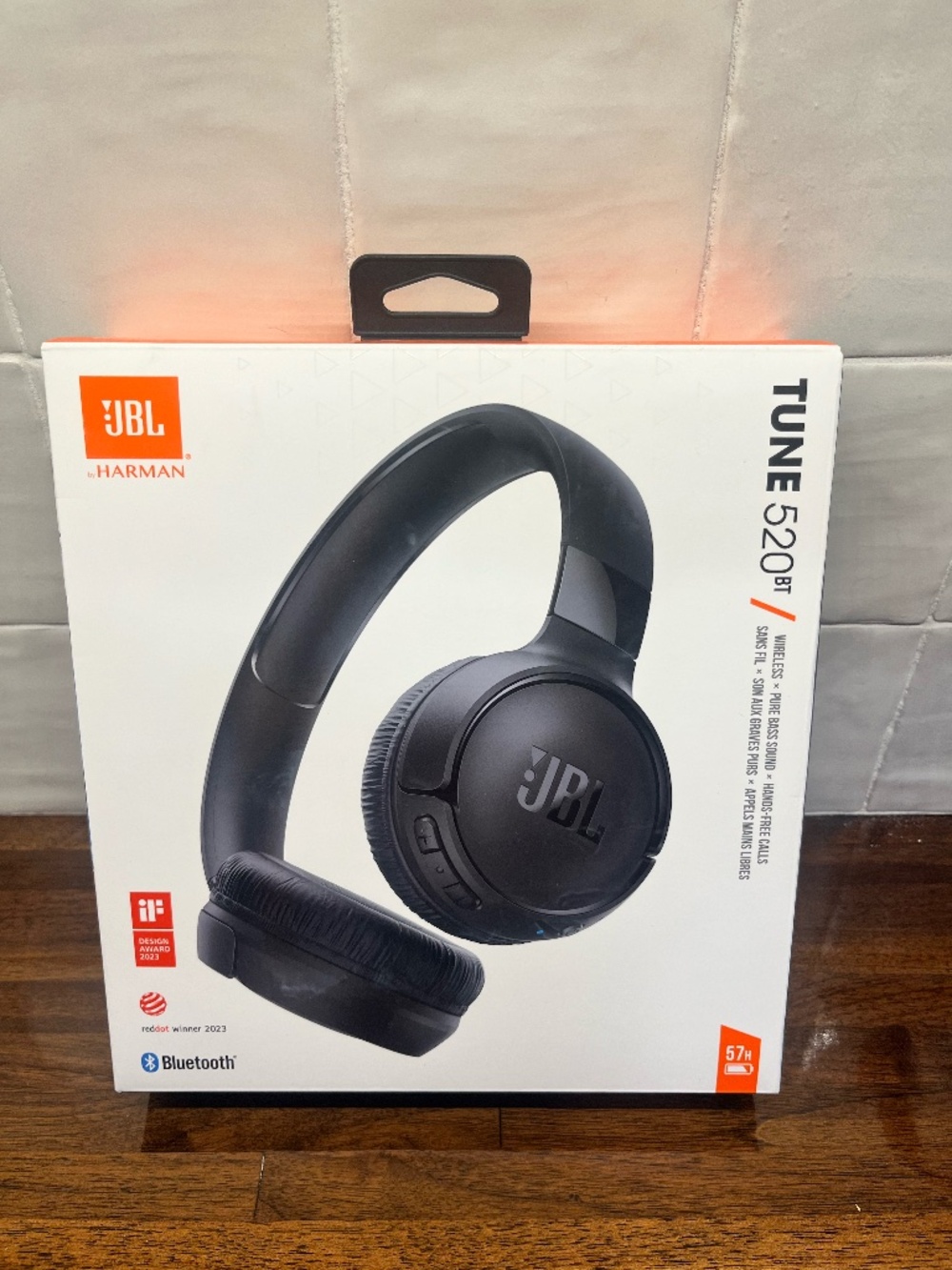JBL Tune 520 bluetooth headphones - Brand new